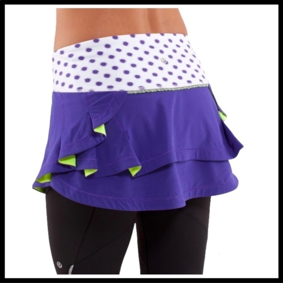 LULULEMON Presta Skirt in Bruised Berry - Picture 1 of 11